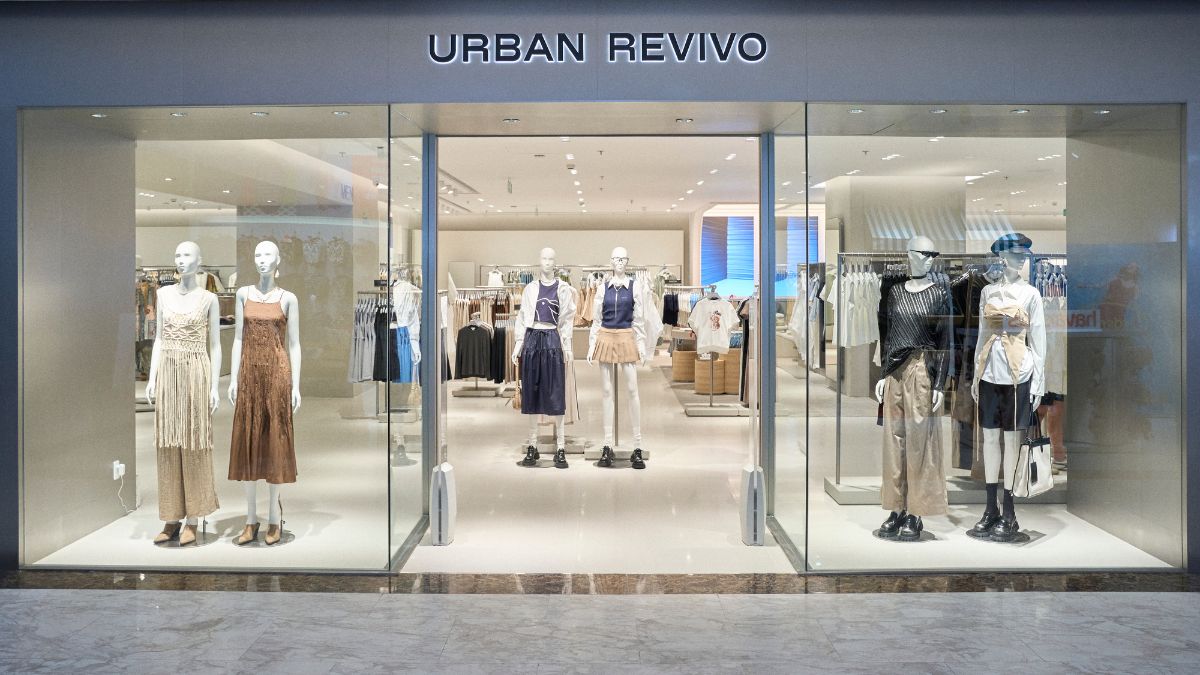 Khai trương cửa hàng Urban Revivo tại Vincom Đồng Khởi